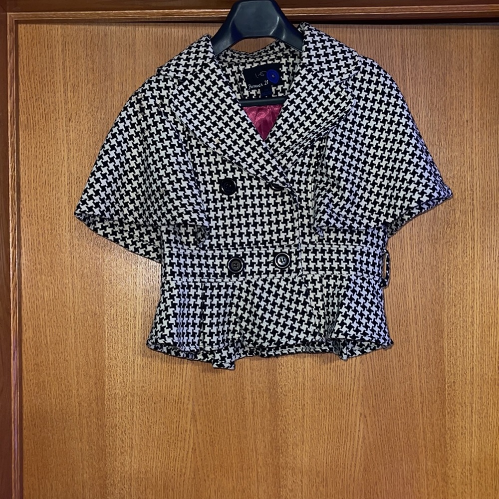 Short pea coat with pink lining inside